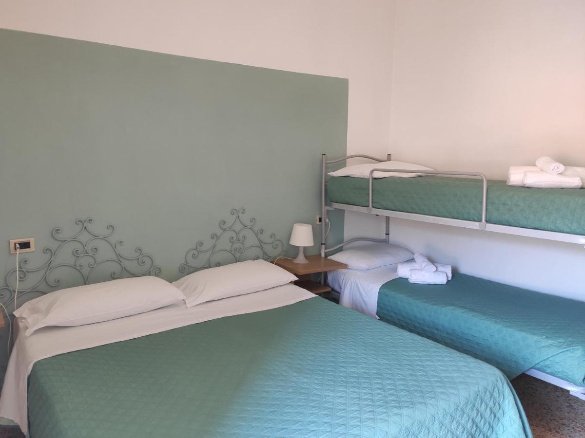 Hotel Imperia Marciana Marina Kültér fotó
