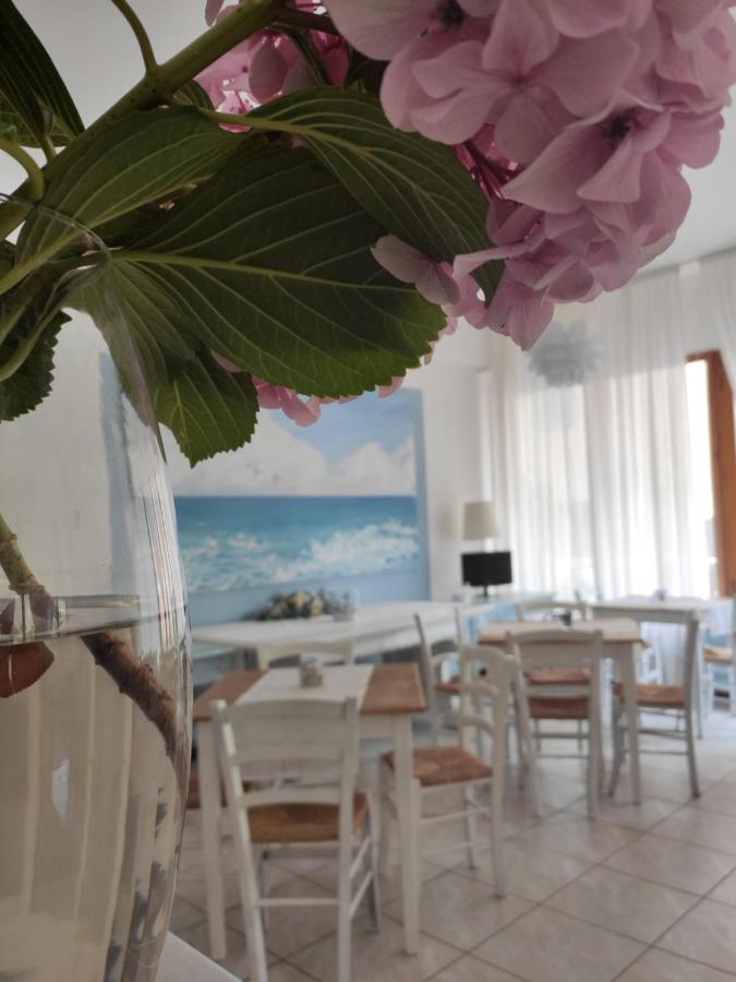 Hotel Imperia Marciana Marina Kültér fotó