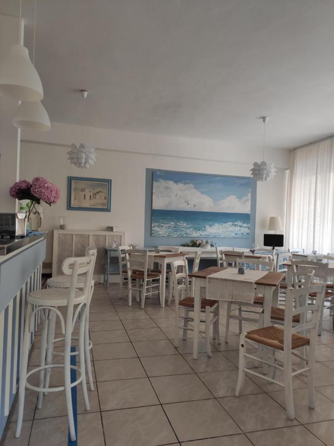 Hotel Imperia Marciana Marina Kültér fotó